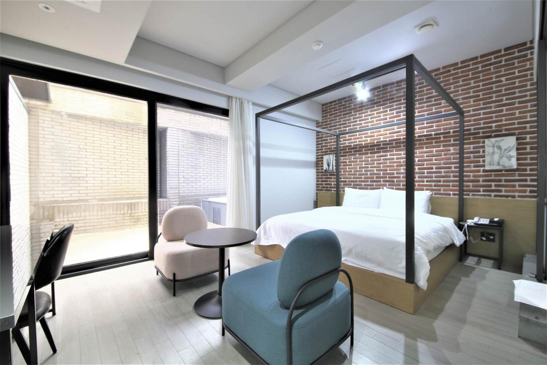 Seomyeon Hound Hotel 1St Street Μπουσάν Εξωτερικό φωτογραφία