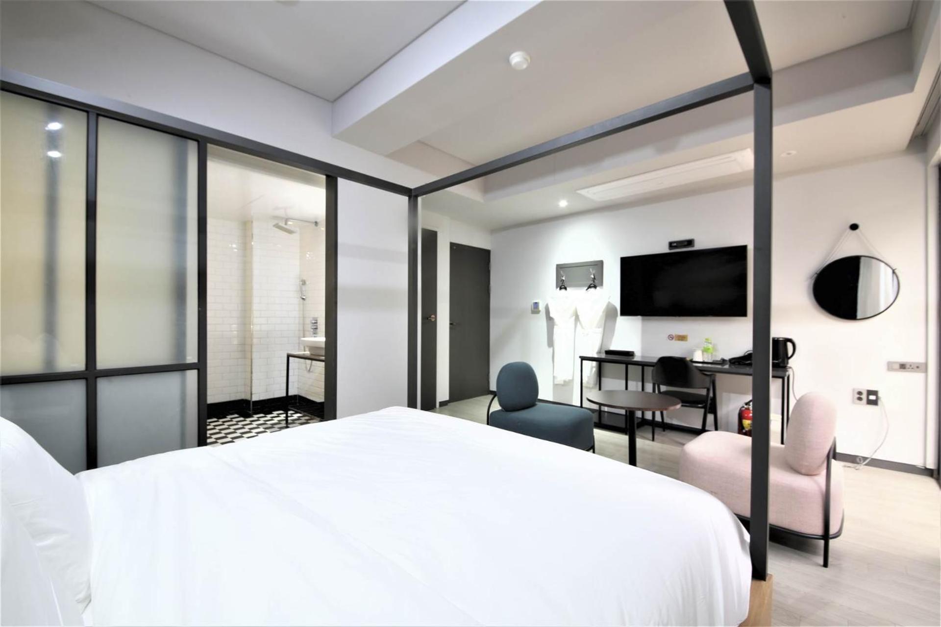 Seomyeon Hound Hotel 1St Street Μπουσάν Εξωτερικό φωτογραφία